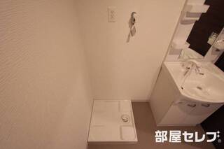 洗濯機はこちらへ