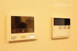 ※102号室室内　参照実物とは異なります。