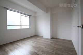 ※303号室室内参照