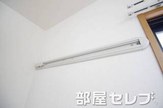 ハンガー掛け。