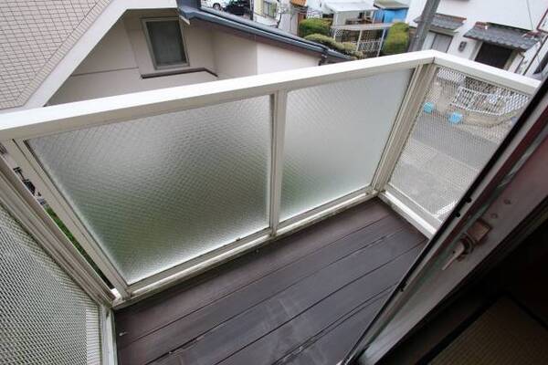 水はけの良いバルコニーです。