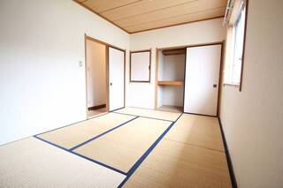 南側の和室のお部屋です。
