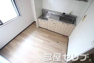 キッチン周りこんなに広いです。イメージ写真