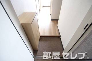 玄関は広いですよ。イメージ写真