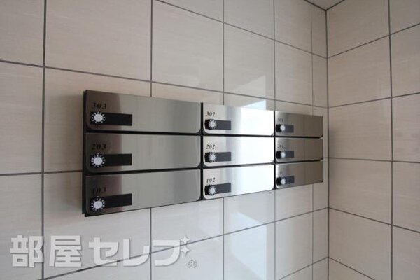 屋根のある駐輪場です。