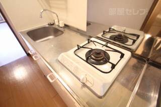 写真は別の部屋のものです。