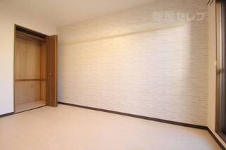 写真は別の部屋のものです。