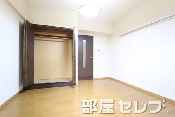 広々としたリビングで生活しやすいですね。