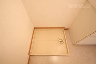屋内洗濯機置き場です