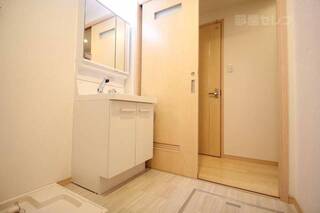 ※写真は違う号室です。