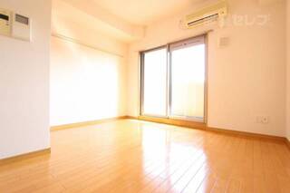 太陽の光が良く入るお部屋です