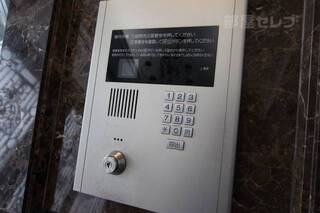 オートロックです