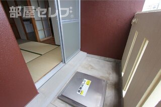 ガラスのドア光が入ってきたら綺麗です。
