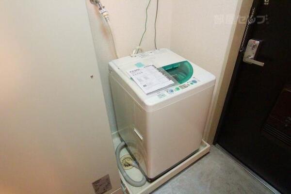 洗濯機が付いてます。